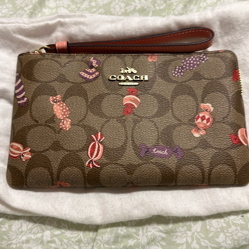New coach wristlet